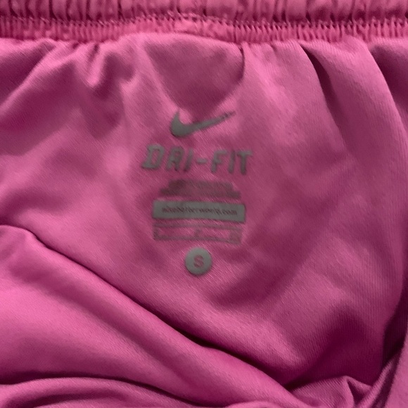 Nike Dri-Fit pink nylon shorts, size S - Picture 5 of 7